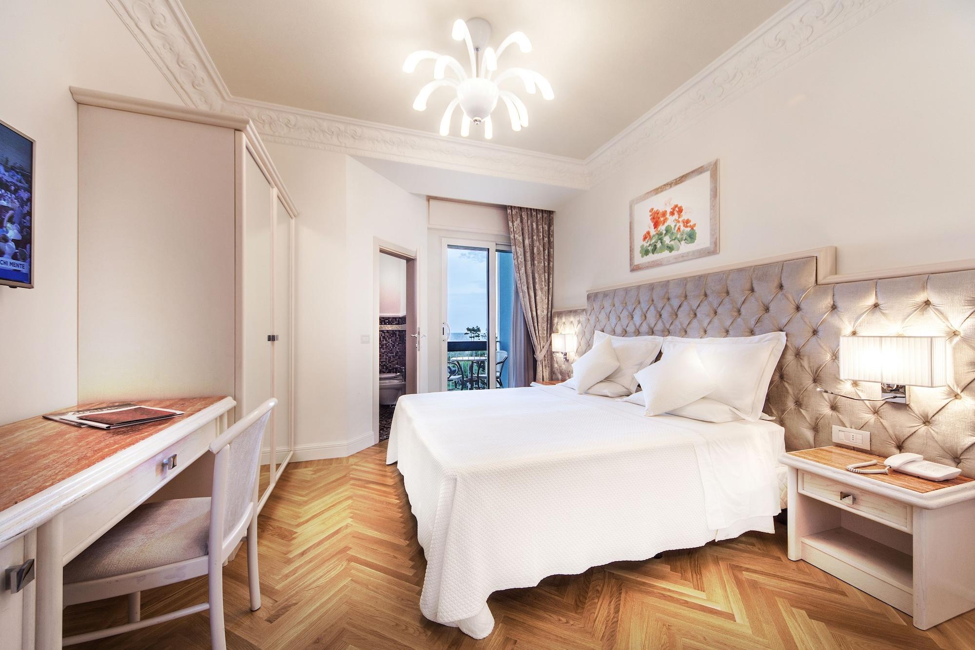 Hotel Aurelia Milano Marittima Esterno foto