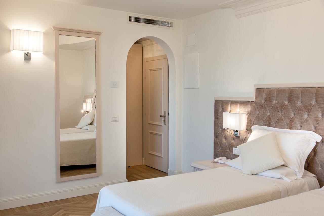 Hotel Aurelia Milano Marittima Esterno foto